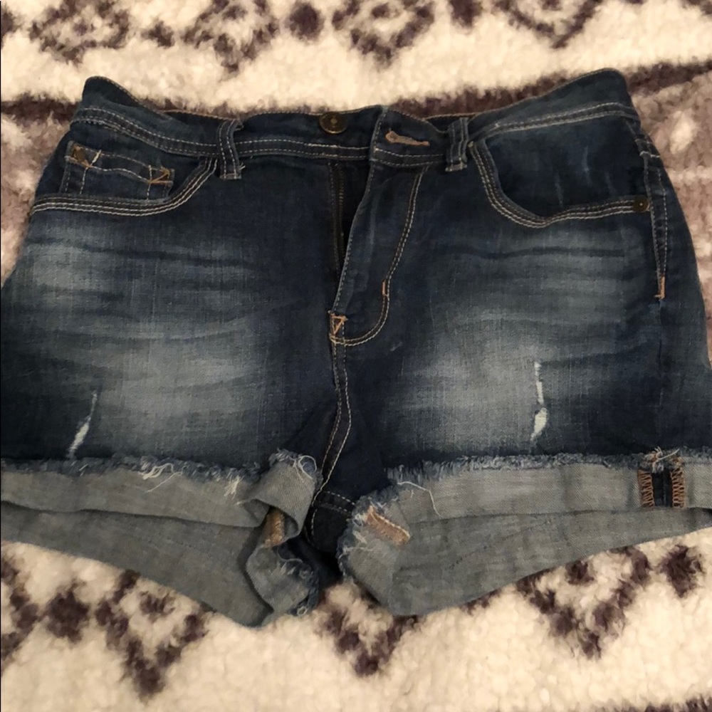 Wallflower shorts